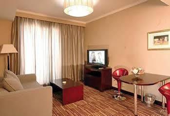 Rayfont Downtown Hotel