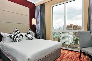 Hotel Rayfont Downtown